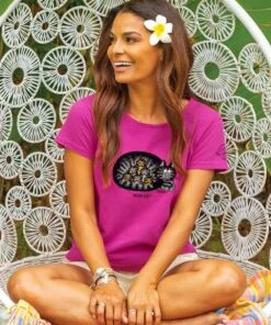 B. Kliban Cat Nest - Berry Short Sleeve Scoop Neck T-Shirt