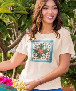 Hibiscus Wave Quilt - Coconut Dyed Short Sleeve Scoop Neck T-Shirt