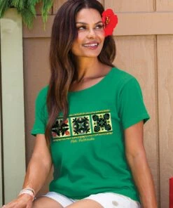 Mele Quilt Band - Wintergreen Dyed Short Sleeve Scoop Neck T-Shirt