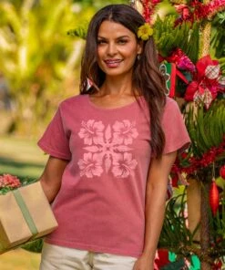 Quilt Dreams - Paradise Red Dyed Short Sleeve Scoop Neck T-Shirt